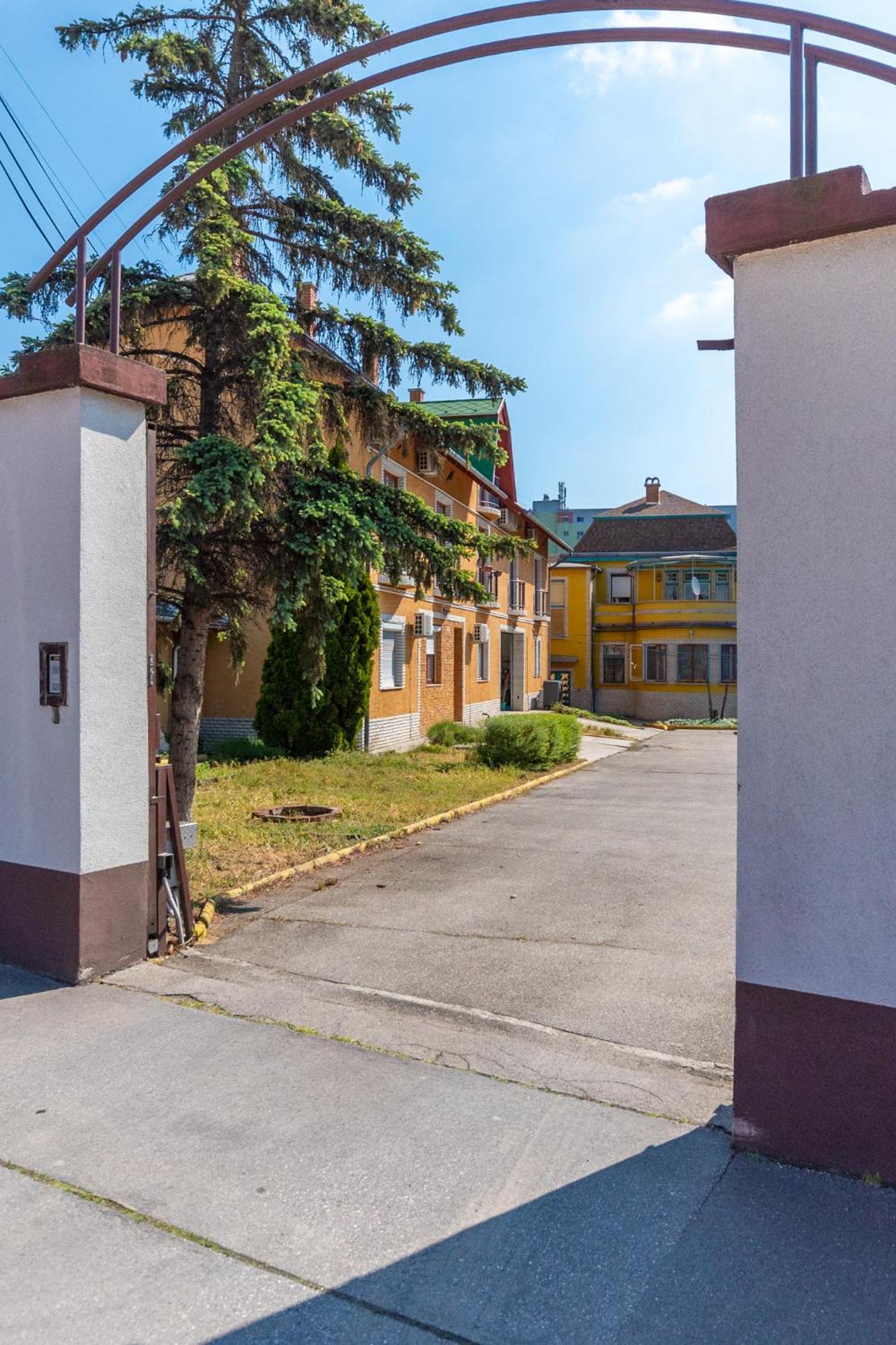 R Apartments Budapest Exterior photo